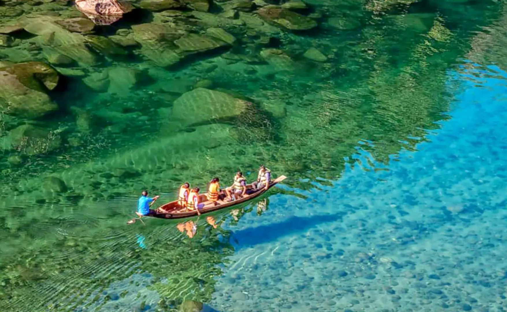 mngot River, Meghalaya